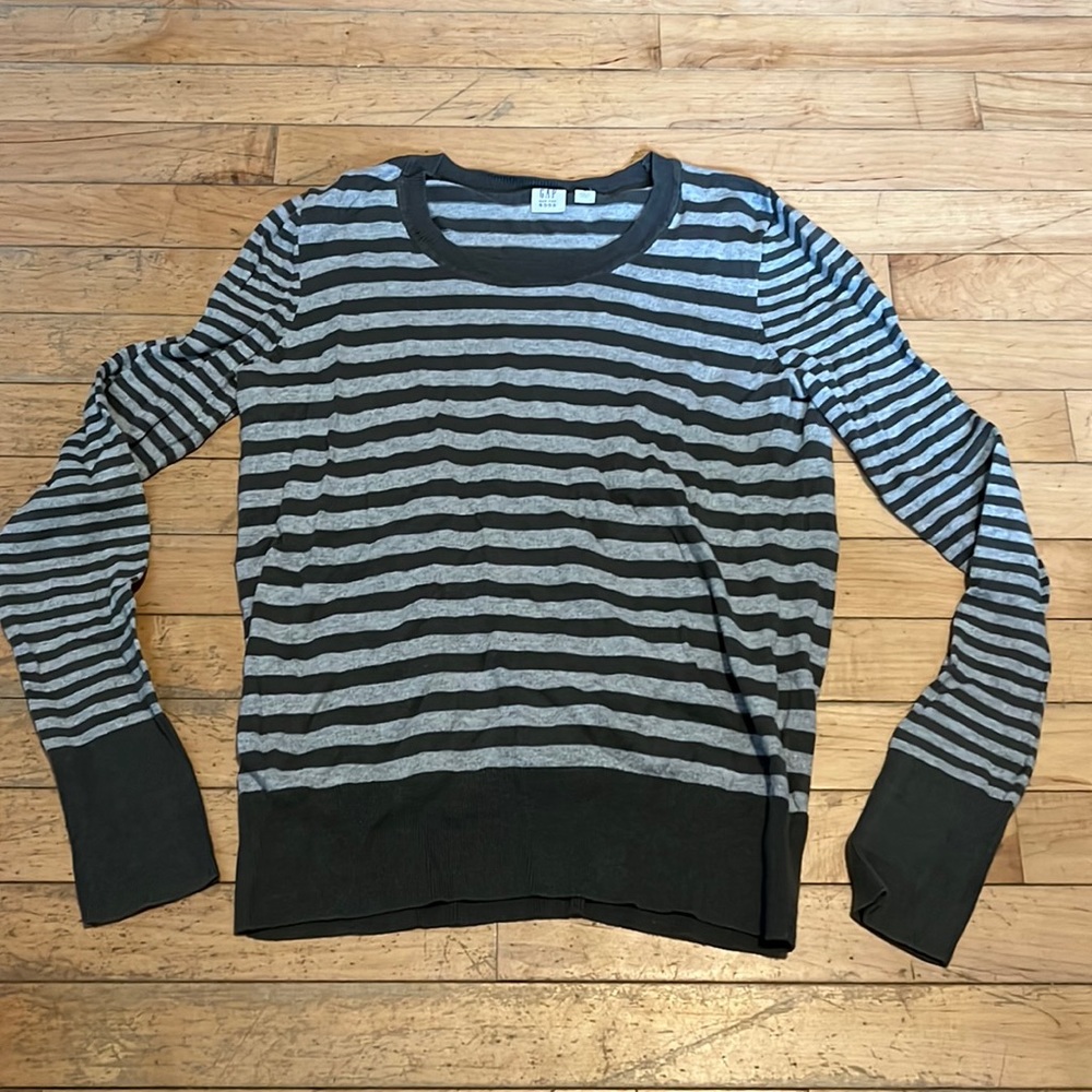 Gap long sleeve/sweater